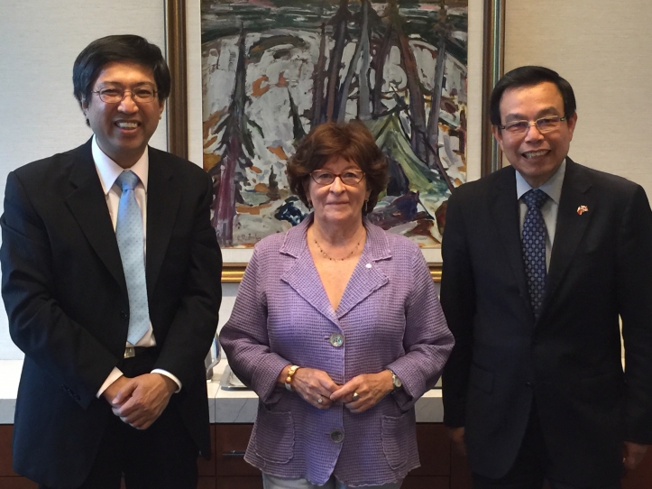 The CEO of the Tang Prize Foundation Jenn-Chuan Chern embarked on an international trip to visit each of the 2016 laureates