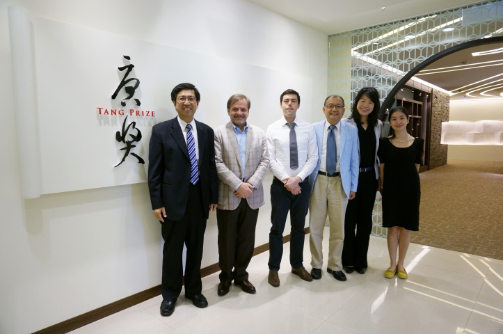 Chairman Giuseppe Izzo, along with ECCT’s Low Carbon Initiative (LCI) Project Manager Sammy Su and two ECCT members, visited the Tang Prize Foundation offices where Foundation CEO Jenn-Chuan Chern