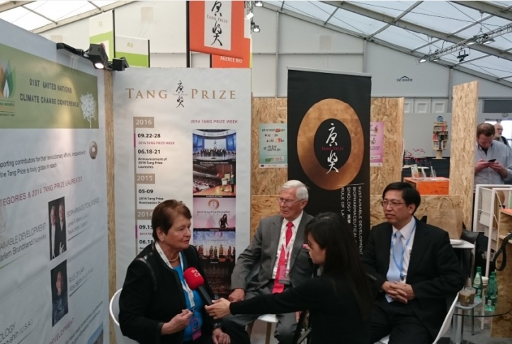 Brundtland Praises Tang Prize Presence at COP21