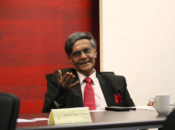 Prof. Mohan Munasinghe, former vice-chair of the Intergovernmental Panel on Climate Change (IPCC) has visited Taiwan on many occasions to provide his specialist advice on how to achieve sustainability.
