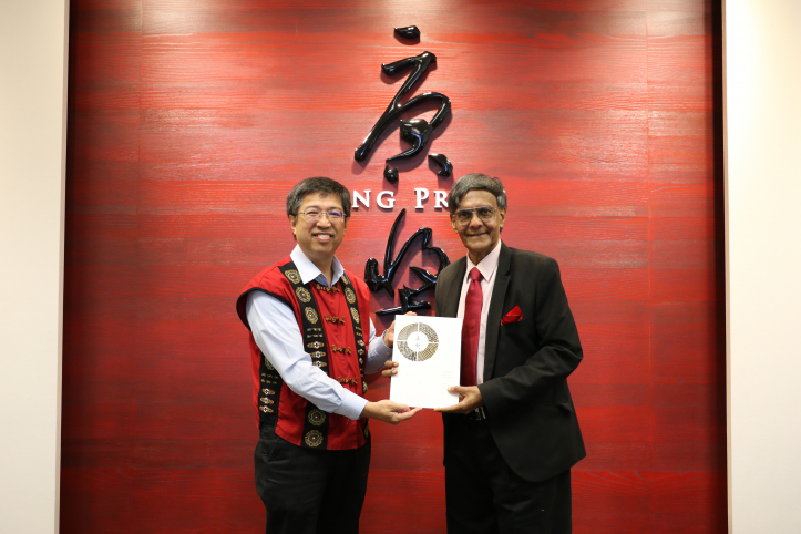 Prof. Mohan Munasinghe, former vice-chair of the Intergovernmental Panel on Climate Change (IPCC) has visited Taiwan on many occasions to provide his specialist advice on how to achieve sustainability.